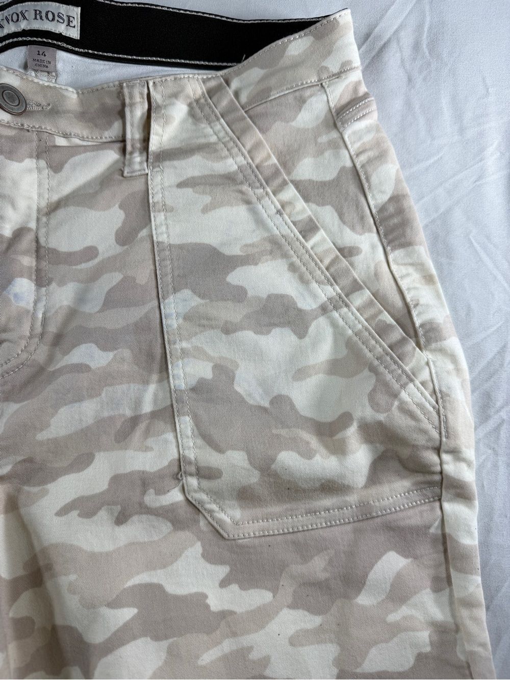 Knox Rose Mid Rise Ankle Pants Stretch Women’s Size 14 Natural Camo - Picture 4 of 7
